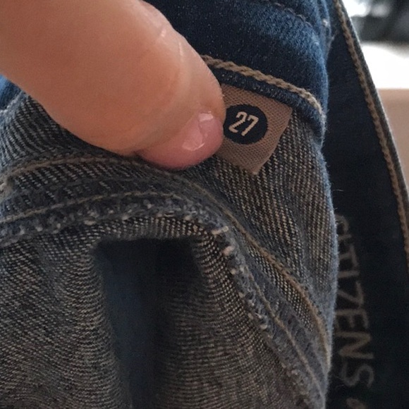 NEW Citizen of Humanity Denim Shorts - Picture 4 of 4